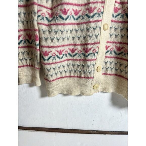 Vintage Nanook Cardigan Sweater Womens M Long Sleeves Floral Tulips Buttons.   J - Picture 3 of 6